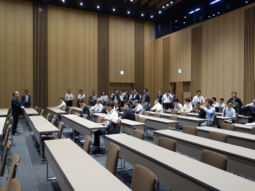 ホール